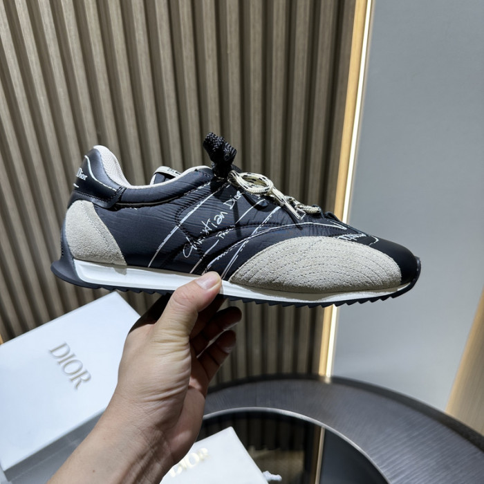 D1OR SNEAKERS T0000-235